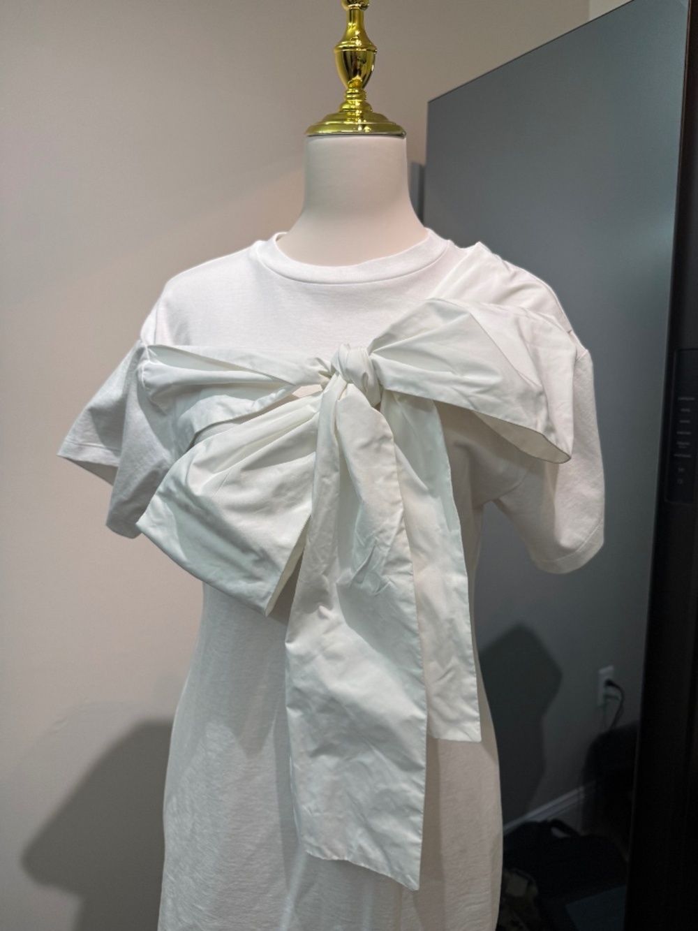 Shortsleeve self tie ribbon dress
